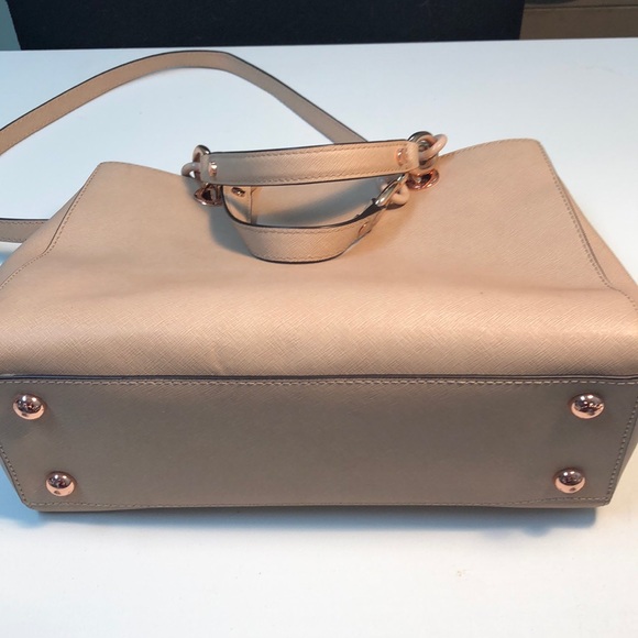 Michael Kors purse - Picture 3 of 8